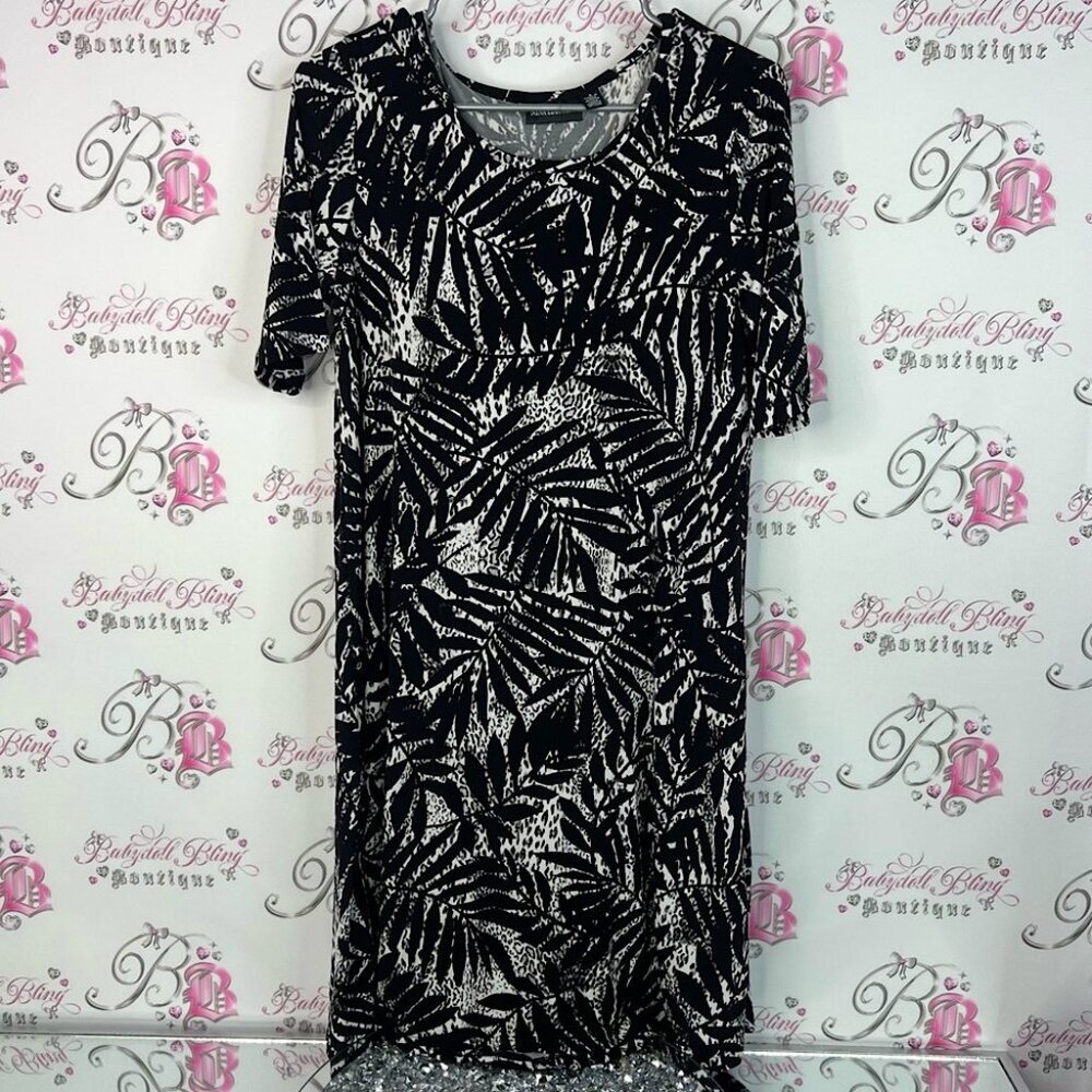 Nina Leonard dress or long shirt cheetah print Black and White Leaf Print Top